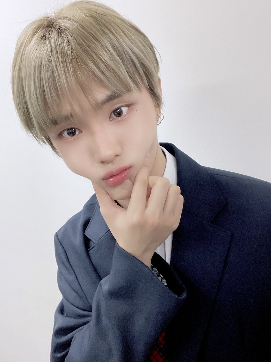 KINGDOM_peru's tweet photo. 『 TWITTER | «19.03.22»』

 [CHIWOO👑]

Chiwoo en uniforme~~😘😘
¡¡Te amo kingme!!ㅎㅎ❤️❤️❤️

#KINGDOM #킹덤 #CHIWOO #치우
@KINGDOM_GFent

Esp: @KINGDOM_peru https://t.co/UCglDyUlVC