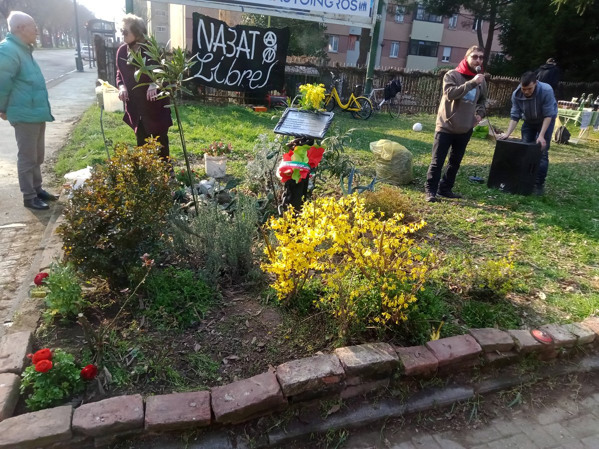mimmoef's tweet photo. INCONTRO SPONTANEO IN RICORDO DI LORENZO ORSETTI, PARTIGIANO CADUTO PER LA LIBERTÀ
Sabato 19 Marzo, 2022
15.30,
Corso Allamano 40
Giardini "Lorenzo #Orsetti"
#Torino
#orsovive
Foto e video qui
https://t.co/abxVTRF3xU https://t.co/jDCEeTQO5r