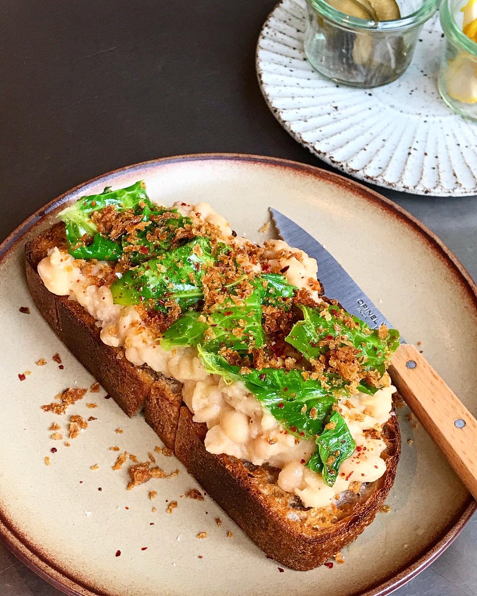 tokyofoodfile's tweet photo. Great bread, a mellow space, and lovely people: the brilliant new Parklet Bakery in Nihonbashi. https://t.co/WKfivUkEji