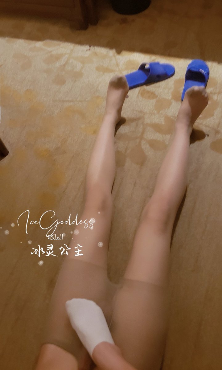 sweetsissy66's tweet photo. 准备引导一个肤白貌美腰细腿长的奶狗女装成为伪娘cd,再开发他的菊花调教成骚骚的小母狗😈我觉得他应该也是gay比较中意的那种小受0
其实他是一个超级恋足的直男脚奴
He is pale, slim and has long legs .It would be a waste of his talent not to train him to be a sissy slut😊

#女王 #女s #男m https://t.co/t377LZgp8u