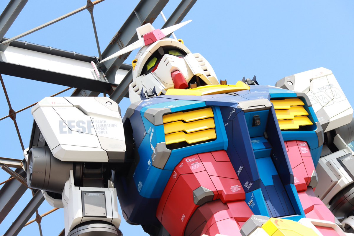 usui__photo's tweet photo. 見上げるガンダム
#ファインダー越しの私の世界
#写真で伝えたい私の世界
#キリトリセカイ
#写真好きな人と繋がりたい
#ガンダム https://t.co/YGUNmlW4Gz