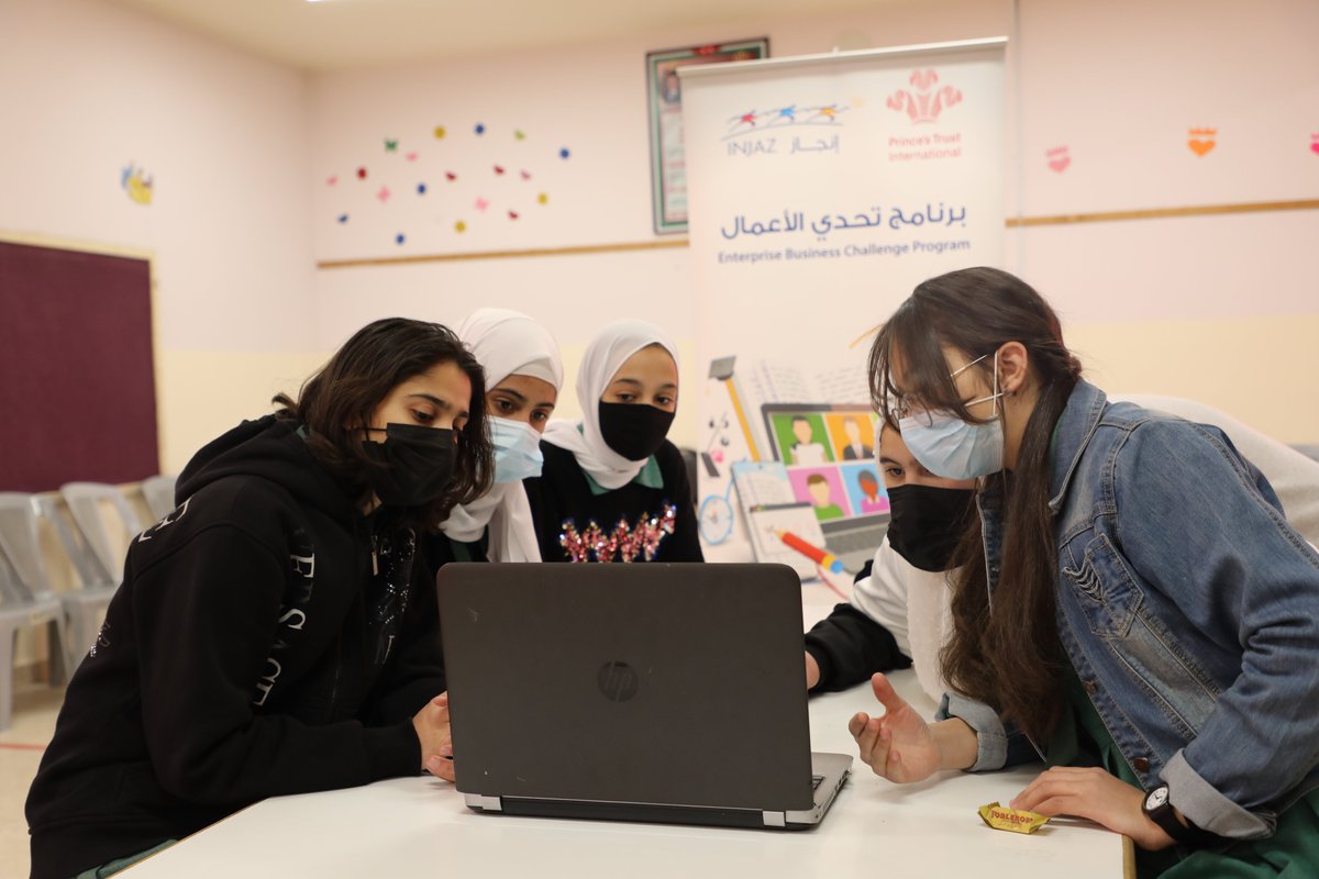 INJAZorg's tweet photo. فخورون بطلبتنا الذين رافقونا بكل حماس في مراحل برنامج تحدي الأعمال والذين وصلوا للمسابقة النصف نهائية ونشكر جميع المتطوعين والمعلمين الذين ساهموا في وصول الطلبة لمرحلة المسابقة النهائية.
@PrincesTrustInt
@MashrekSchool
@AylaOasis 
#LEAPJordan https://t.co/P3gItpfq7q