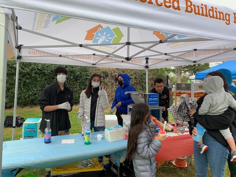 MercedYouth's tweet photo. Some of our Merced Youth Council members were able to help at the Park Crawl this afternoon! https://t.co/aGClXZSf1b