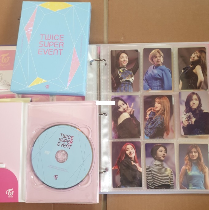 spmph_request's tweet photo. ❗️HELP RT❗️(March PASABUY-PAHANAP)

✨Twice Super Event DVD w/ PC✨

⭕️2 slots 
⭕️1,400
⭕️DOP: 2 weeks
⭕️ETA: 2-4 weeks after ship-out

Reply "Mine + qty" to reserve

#SPMPHPASABUY https://t.co/4XrI6Qh1gt