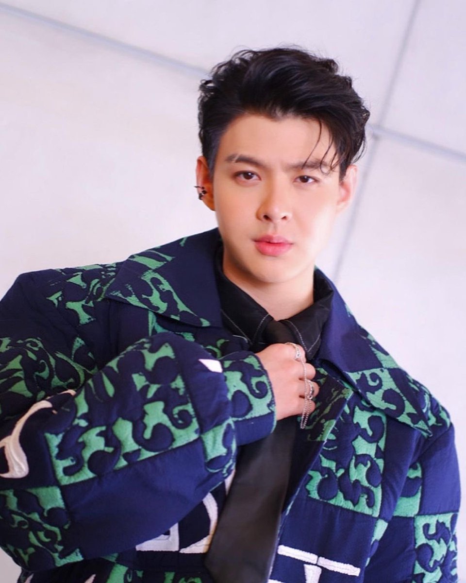 ferfamjr's tweet photo. MC ที่สุดจะหล่อ เท่ และเป็นบอสด้วยนะคะ 😍
IG: prempi_makeupth
THPOP SAINT EP29
#tpopstageshowep29 #Saint_sup #MingEr #TPOPSTAGESHOW
❤️ https://t.co/pr6rdvzpdR https://t.co/oldCkxUnMS