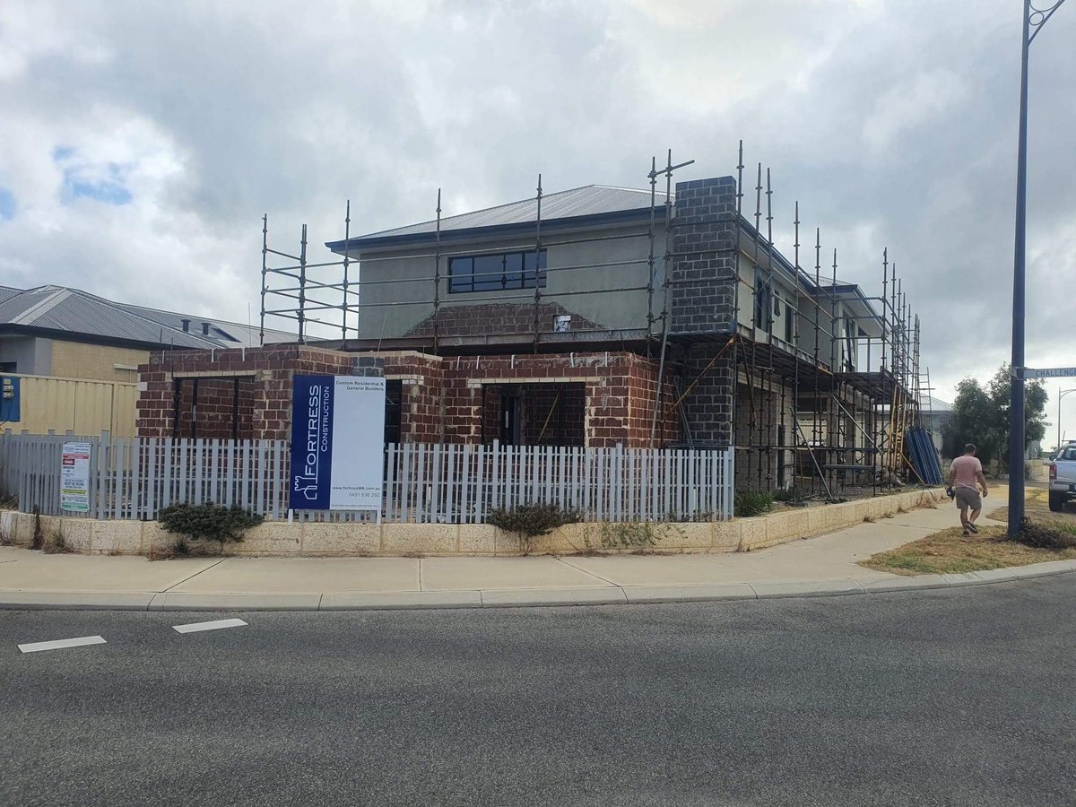FortressWa's tweet photo. Two story coming along nicely #perthbuilder #twostory #builders #WA #fortress https://t.co/swO89LWx1F