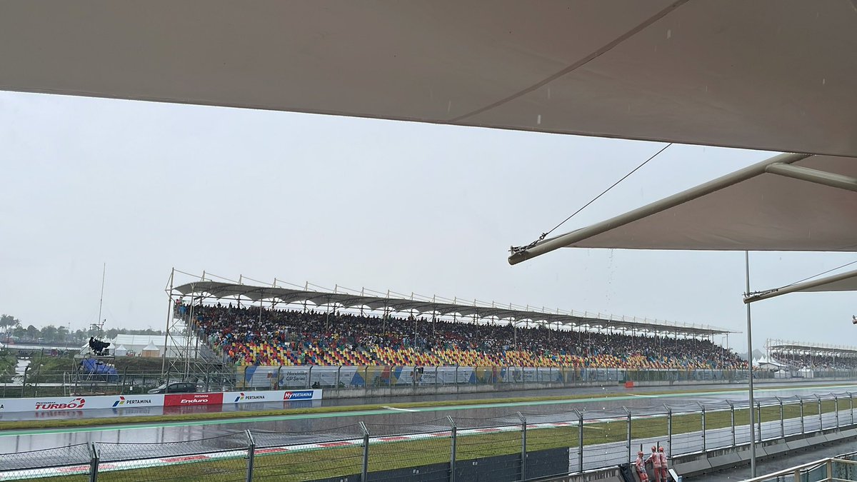 tibatiba deres #IndonesianGP