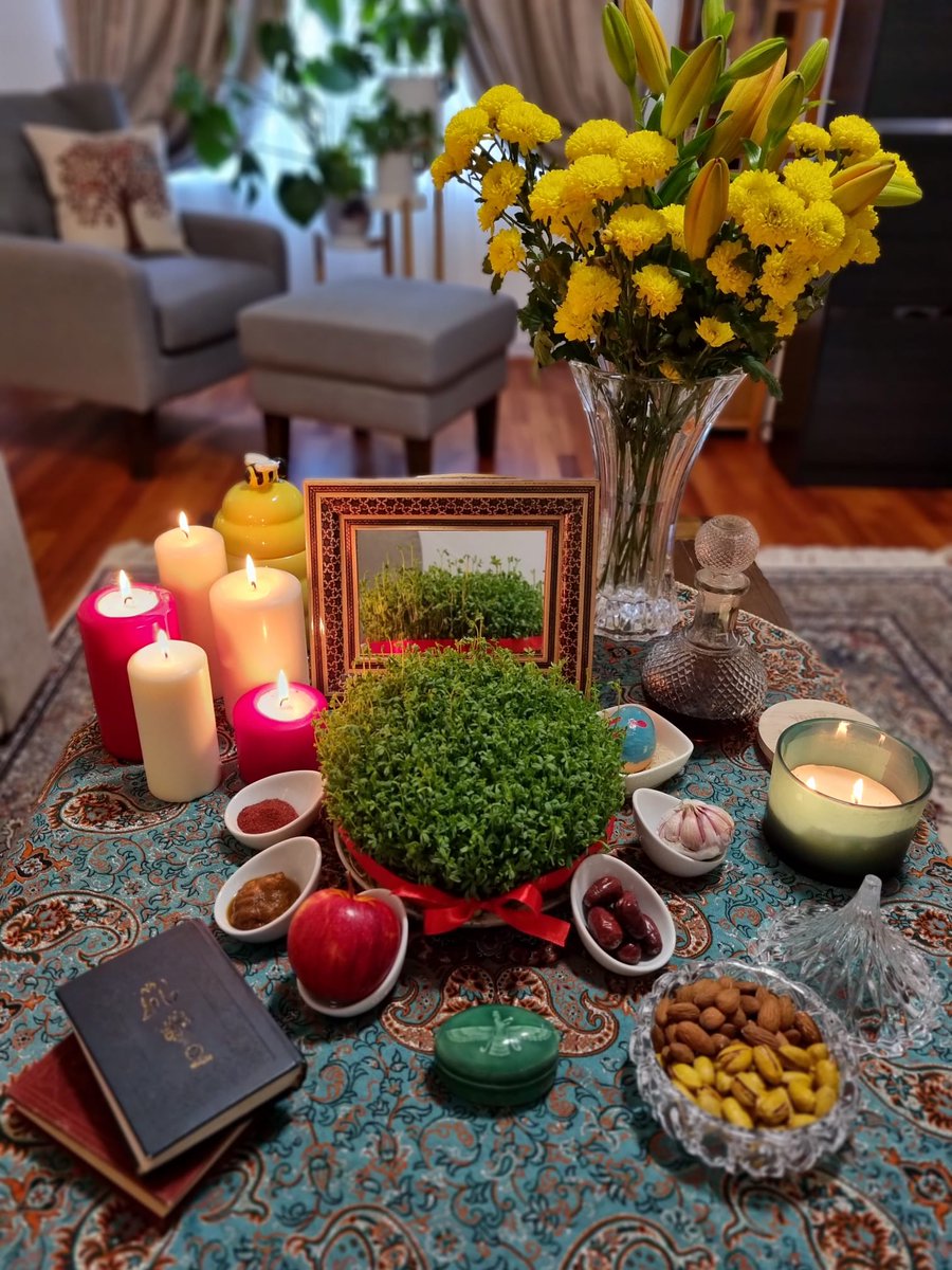 Happy Persian New Year! 
Happy Nowruz!
🎊🥳🎊🥳 
#PersianNewYear 
#Nowruz 
#HappyNowruz https://t.co/DfzpYbIoE5.