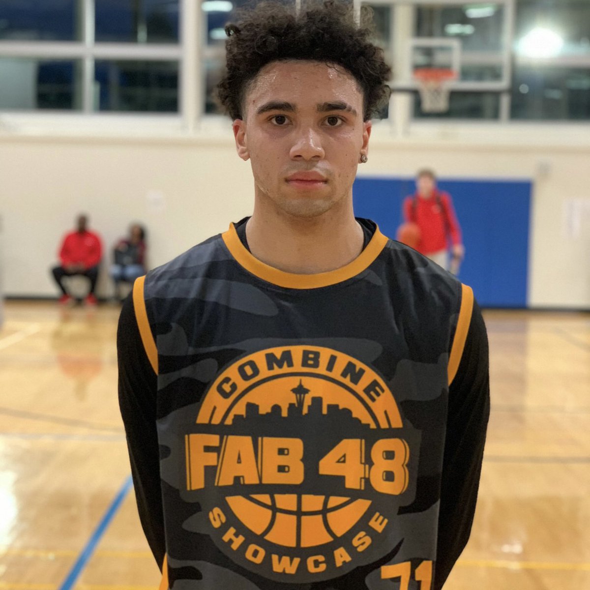 #Fab48 notes 📝 6’3” ‘24 guard Cory Connor (O’Dea/WA) made his presence felt early and often on day one of camp. What stood out? Quick, shifty, explosive athleticism ✔️ Functional handle ✔️ Finishing through contact ✔️ Plus-motor/energy ✔️ Conditioning ✔️ Multi-level 🪣🪣 ✔️