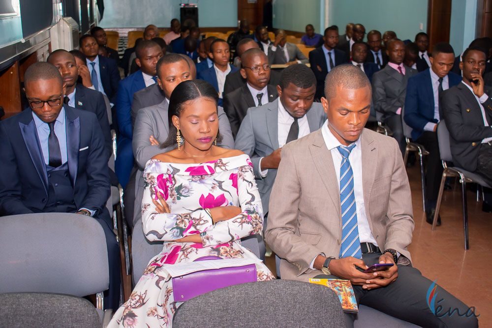 EnaRDC_Officiel's tweet photo. À l'occasion de la célébration de la Journée Internationale des Droits de la Femme, les Élèves de la 7è Promotion de l'@EnaRDC_Officiel ont organisé, le samedi 19 mars 2022, une Conférence sur "La Participation effective de la Femme dans la gestion des Affaires Publiques. https://t.co/8LNduT5zF7