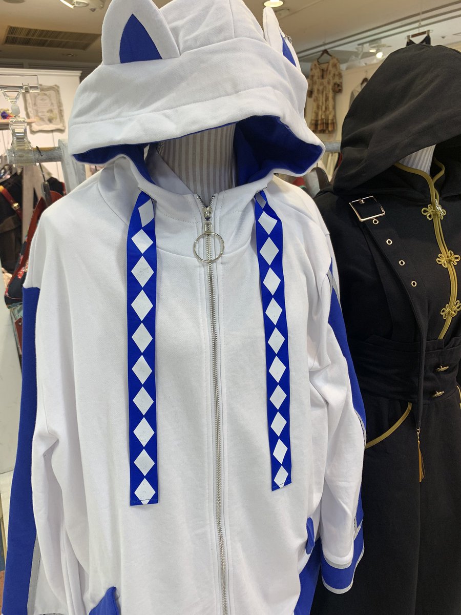 📣新作入荷のお知らせ りするさんコラボ狐パーカー🦊 大人気りするさん