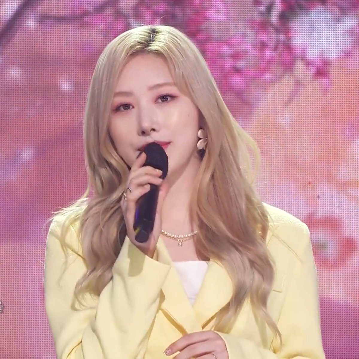 idealtypegirl's tweet photo. So pretty~~~

#우리의_겨울에도_봄이_찾아오겠죠 
#홍의진 #HONGEUIJIN
#홍의진_여덟번째봄 
#여덟번째봄 #The8thSpring https://t.co/hgUbdaqqbr