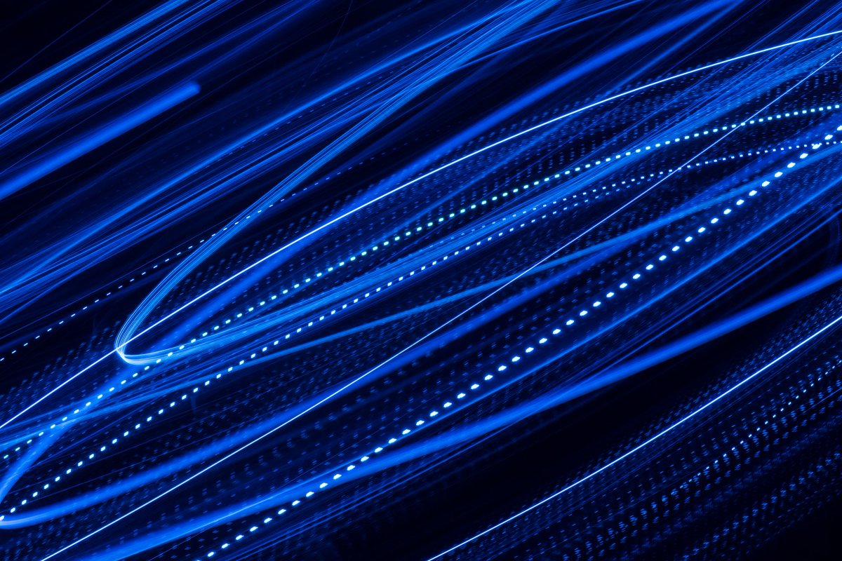 BorelliFilip's tweet photo. Gm!
Exploration of the invisible starts with movement.
Wish you all a movable Sunday!
#kineticlightpainting #photography #movement #light #movingcamera #nftphotography #NFTCommunity #fbexplore https://t.co/EJyVxoCqCy