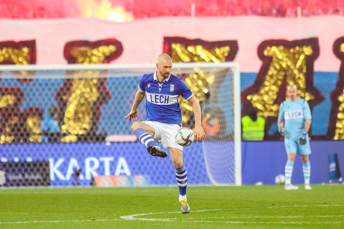 salamon1591's tweet photo. 19.3.1922 - 19.3.2022
Dumny z bycia częścią tego Klubu, pewna wygrana na 100-lecie, atmosfera na stadionie jak z najlepszych snów 👏
Razem jesteśmy mocniejsi, walczymy do końca 💪 https://t.co/gC9jT3TtNj
