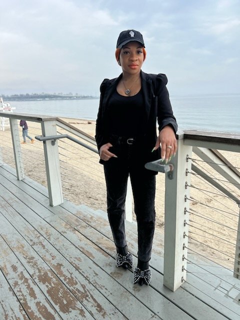ClassedByMyself's tweet photo. I was outside today...
#ClassedByMyself #Prettybrowneye
#Caramelbombshell #shecute #allblack #shoefetish https://t.co/f9zPqbr50p