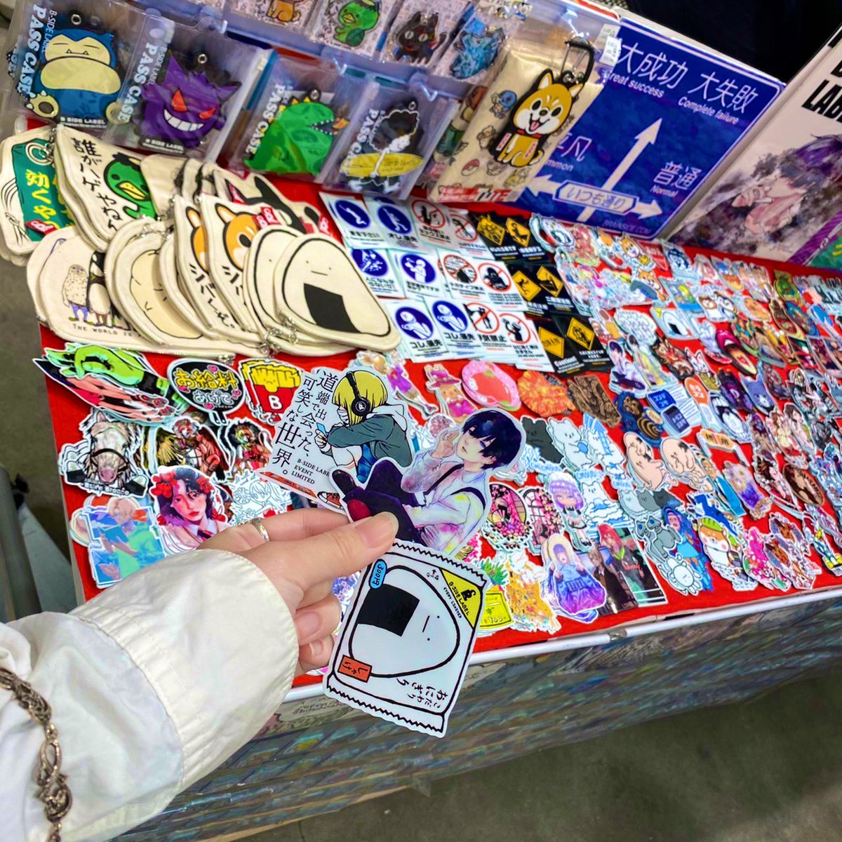 おはようございます(*^-^*) 千里万博LOFT店様にて 宣伝販売開催中です