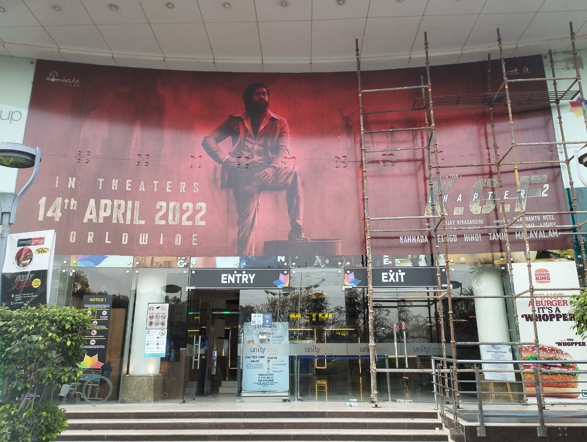 ForumReelz's tweet photo. #KGFChapter2 Promotions On Full Swing

#YashBOSS #PrashanthNeel @hombalefilms https://t.co/d5loToG3RX