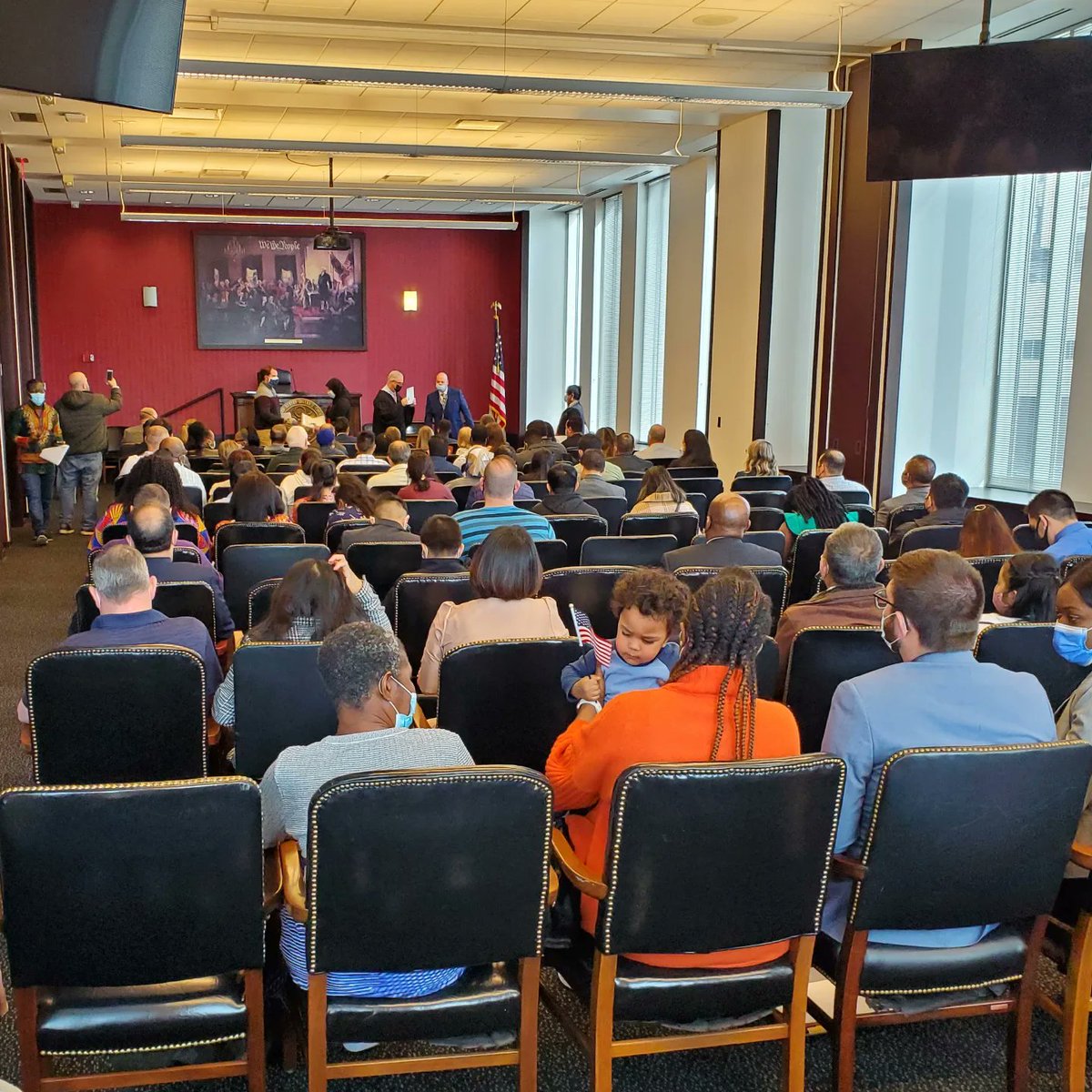 OCACleveland's tweet photo. Welcome and congratulations to the 49 newly naturalized U.S. citizens at the 11 a.m. ceremony Fri. with the Honorable Judge Greenberg administering the Oath of Allegiance. OCA Greater Cleveland was honored to assist 25 new Americans in registering to vote.
#ACEtheVote https://t.co/nP7FxZZAMg