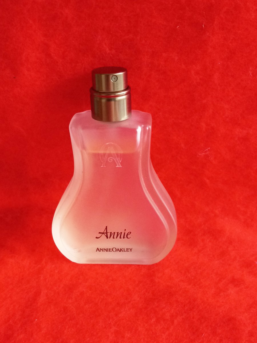 2014fabfinds's tweet photo. #Annie #EauDeToilette #Natural #Spray - #AnnieOakley - No Cap or Box ~ 85% + Full! #bargains #beauty #Blogger #collectibles #deals #eBay #FabFinds #Facebook #fragrances #health #Pinterest #Twitter : https://t.co/ENQsCNgO28 https://t.co/9Xd0GVhbJ1
