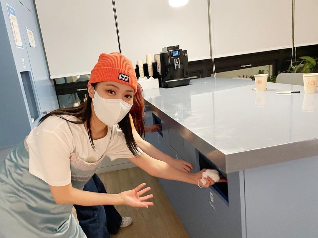 ITZ5official's tweet image. ⠀Ꮺ ָ࣪  얼음깨⭑𝔹ℝ𝔼𝔸𝕂 ㅡ 𝒊ce 🍧 ⬫ ࣪ . 𓂃 ✦ 𝐈𝐓𝐙𝟓 ﹫ #Loveearth2022 

𝟸𝟶𝟸𝟸 𝙻𝚘𝚟𝚎 𝙴𝚊𝚛𝚝𝚑 𝙲𝚑𝚊𝚕𝚕𝚎𝚗𝚐𝚎 📸 #𝐈𝐓𝐙𝟓