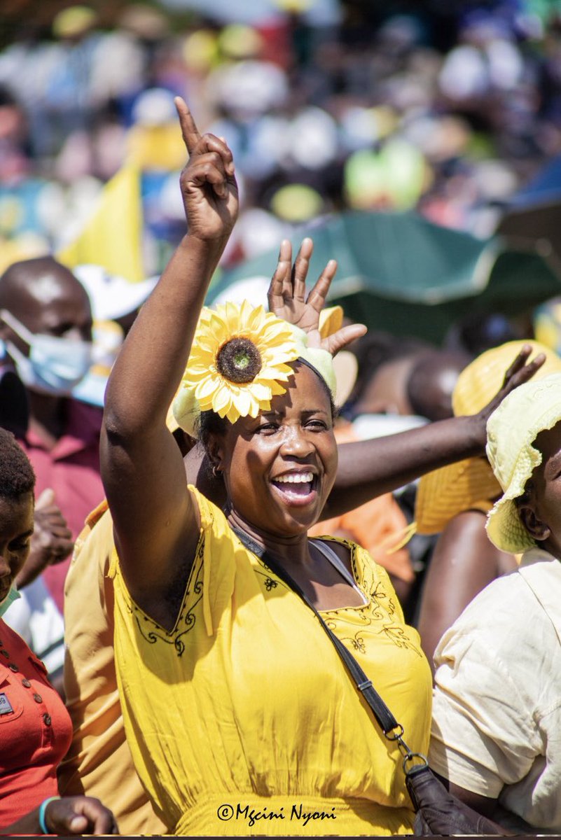 robmuziva's tweet photo. #Zimbabwe ranks as the most unhappy nation in Africa. @CCCZimbabwe and @nelsonchamisa has brought renewed hope for a #happyagain and promising future. The happiness is visible, palpable, and shared at #CCCrally. We shall be happy again! #NotYetUhuru https://t.co/6h9On31BHp