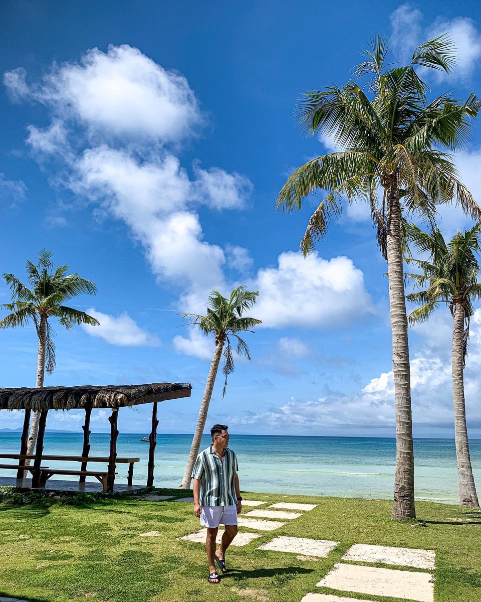 jaybankero's tweet photo. Thank you AXA for the Balesin trip🌴 https://t.co/aNwoVDk0ob