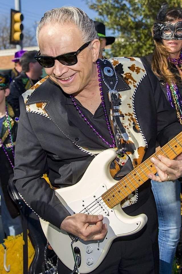 Happy birthday 71 years old, Jimmie Vaughan 