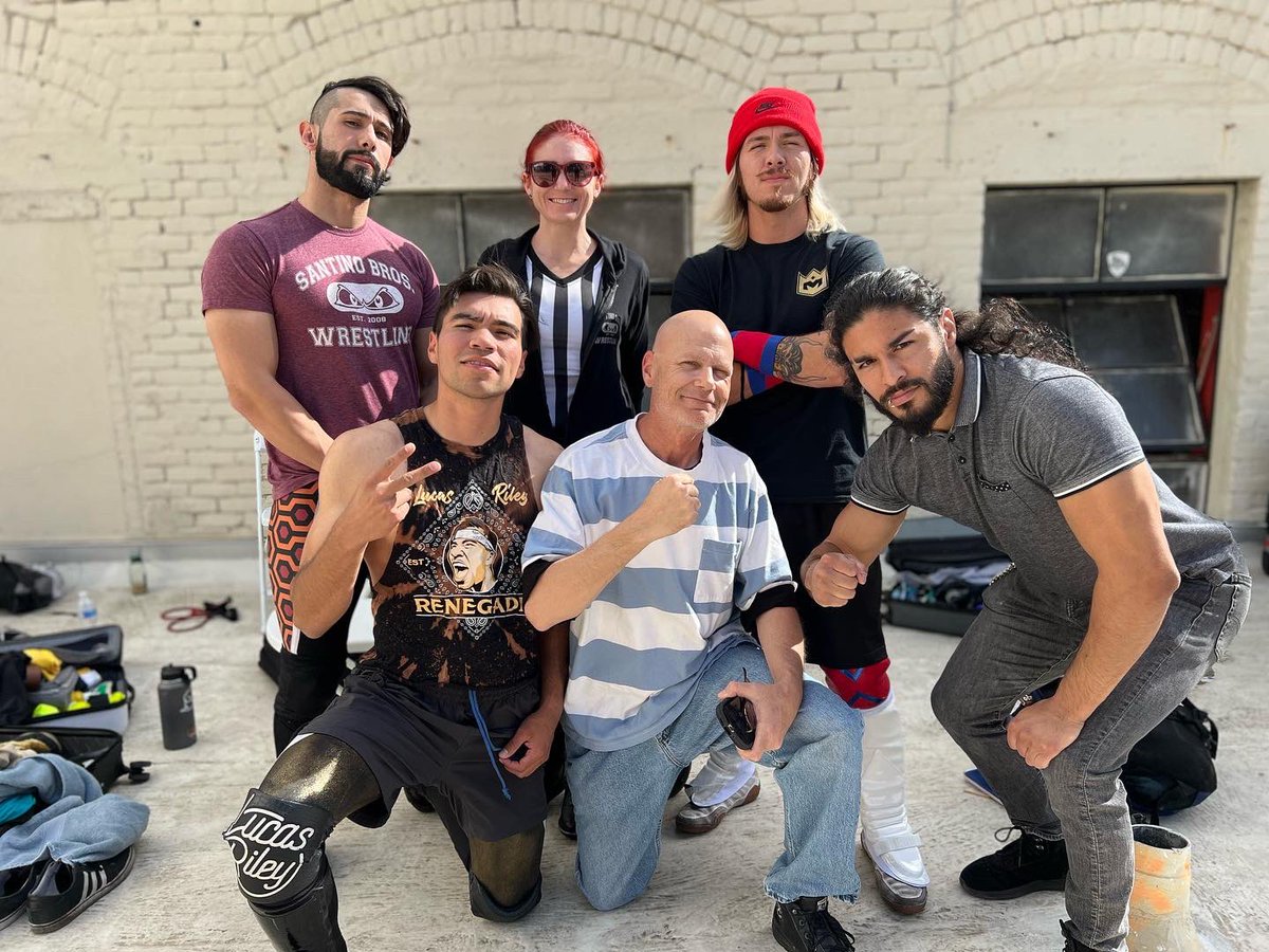 MongolSantino's tweet photo. Really proud of everyone , kicked ass and take names later. #santinobros #prowrestling #asskickers https://t.co/jAAMBHrWIm