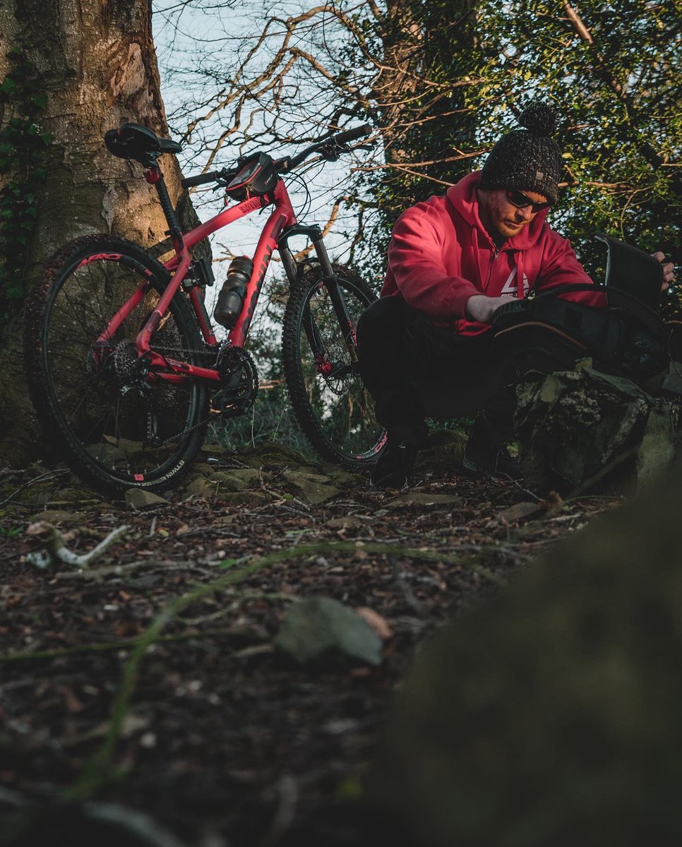 neilmct's tweet photo. Back on the bike after snapping a knee ligament off in #jiujitsu in Dec. Good times! #btwin #lowespro #helenstower #bangorni #newtownards https://t.co/hvV5pg5ypl