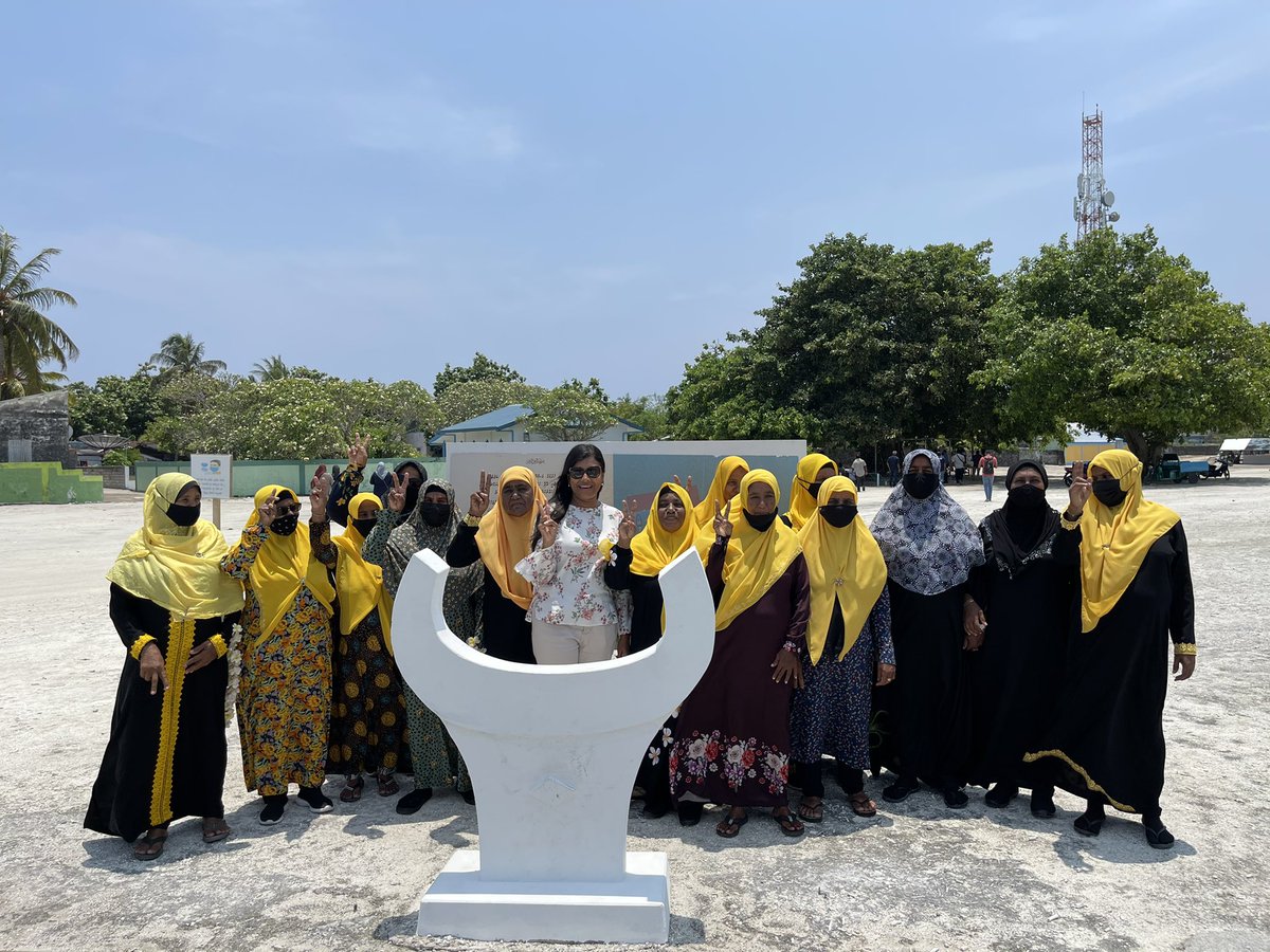 charly_thuthu's tweet image. ހއ.ބާަރަށް ، ފިސާރި އަންހެންވެރިން ތިއްބެވީ ގަދަކޮށް @Roxeyna އާއި އެކު 💛 

#MDPhingaalan