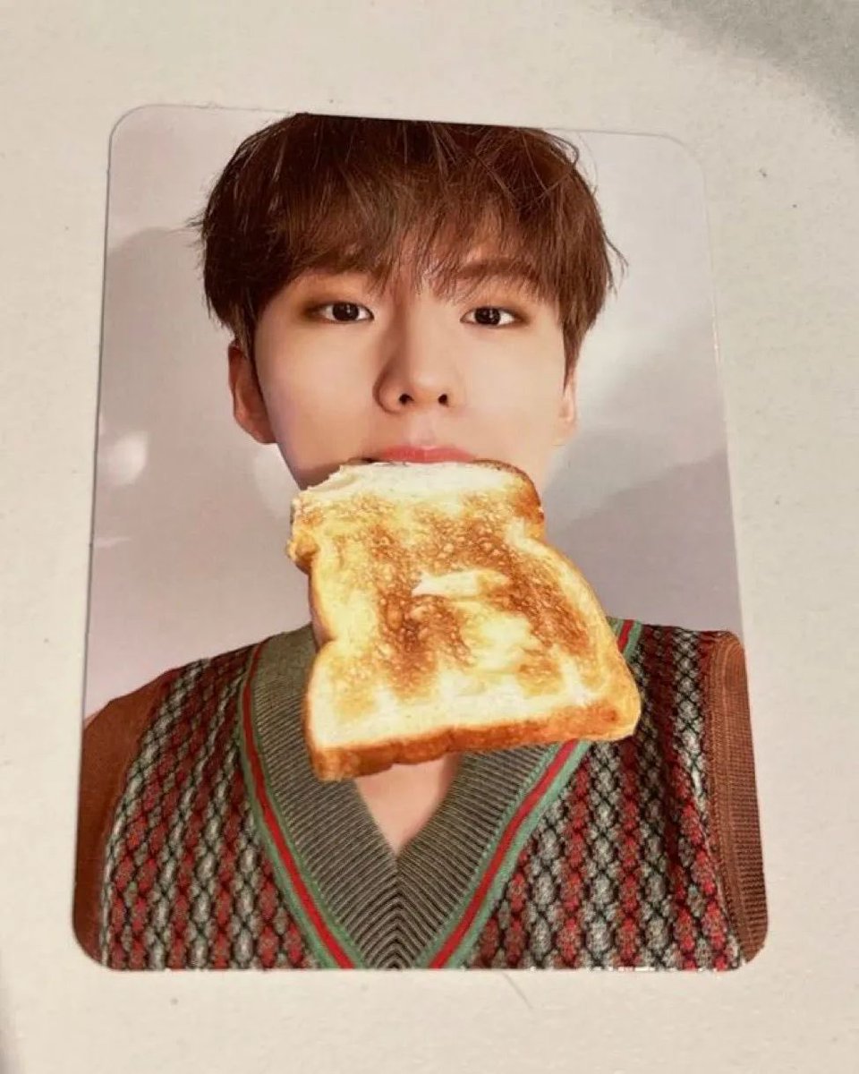 1235. MONSTA X Kihyun Voyager Album Photocard