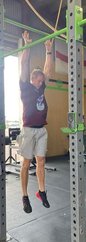 LudoDidymus's tweet photo. Sprint workout today 50 calories on the assault #bicycle and 30 #burpees for time - 5:24. Followed by a 28 minute rowing, box jump, shuttle run and box jump over workout. Tough workout had to represent Ghostbeard and @VIMworldGlobal.
#VeChain #VeFam #VimFam #crosssfit #NFTs https://t.co/mAlFe67XxB