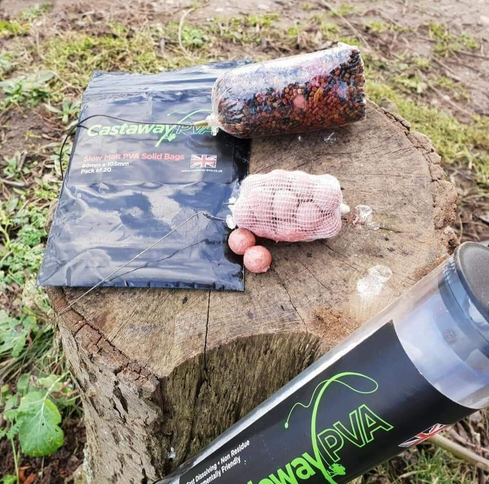 Castaway_PVA's tweet photo. Longer days and better weather.. time to start thinking about a bit more bait with each cast. Bigger solid bags or a nice chunky mesh bag.. the choice is yours.  They'll be waking up...and hungry 
https://t.co/YiBexdqVsg https://t.co/5pXBnnpG1b