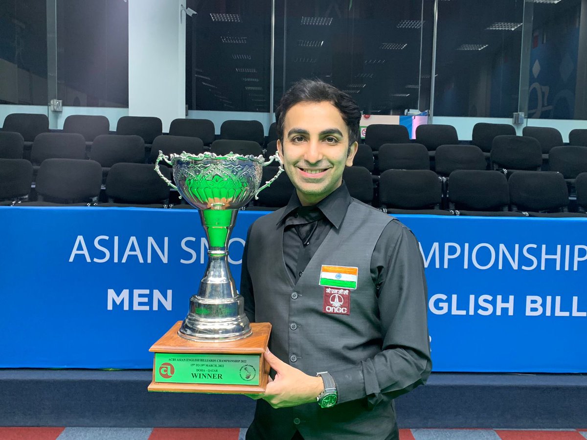 PankajAdvani247's tweet photo. ASIAN BILLIARDS CHAMPION 🏆
Delighted to win my 12th Asian and 41st international title!This isn’t a quadrennial event, it tests you every single year, every single match! It may not be considered a major achievement in Indian sport but it took me years of hard work to get here��️ https://t.co/GhuTNVSgyV