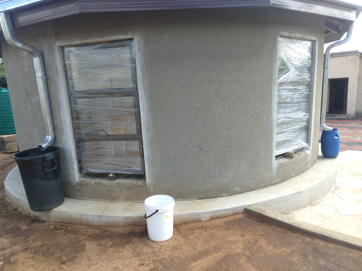 Isaac64640372's tweet photo. Fully install kwala dingamanzi. If u want to turn ur house into a beautiful home I'm your guy. I do this @any colour, ur design at the size u looking for .contact me 
Mathevulaisaac08@gmail.com whatsapp=0814648128. https://t.co/ypUdGHRM0y