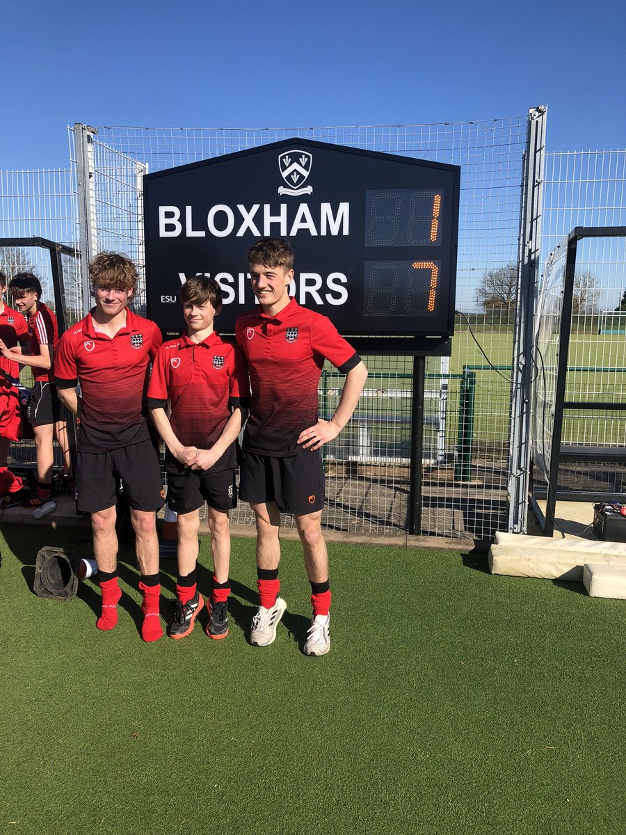 A truly historic week for the MCS 1st XI. A fantastic win in the 1/4 Final sees them though to Nat Cup Semi Final. 50 attendees at the Hockey Dinner and 3 brothers, Will (U6th) Alex (L6th) &amp; Jules (U4th) all play in the 1st XI. #doesntgetmuchbetterthanthis <a href="/MCSSportOxford/">MCS Sport</a>