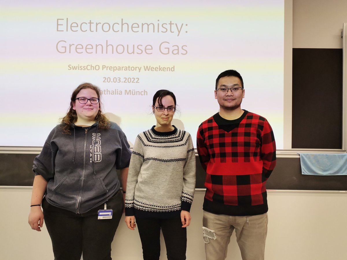 The Swiss #chemistryolympiad weekend @UZH_Chemistry ends with Physical Chemistry with Nathalia Münch and Rabab Azizi (Seeger lab) and Rangsiman Ketkaew @rangsiman1993 (@LuberGroup) 👏 thanks to all participants for a great weekend of learning and fun! @UZH_en @UZH_ch