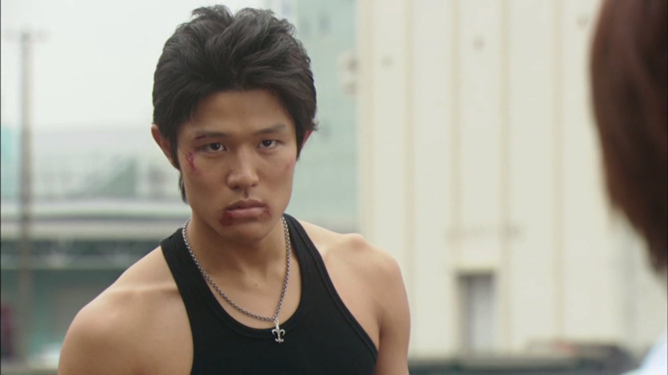 鈴木 亮平 若い 頃