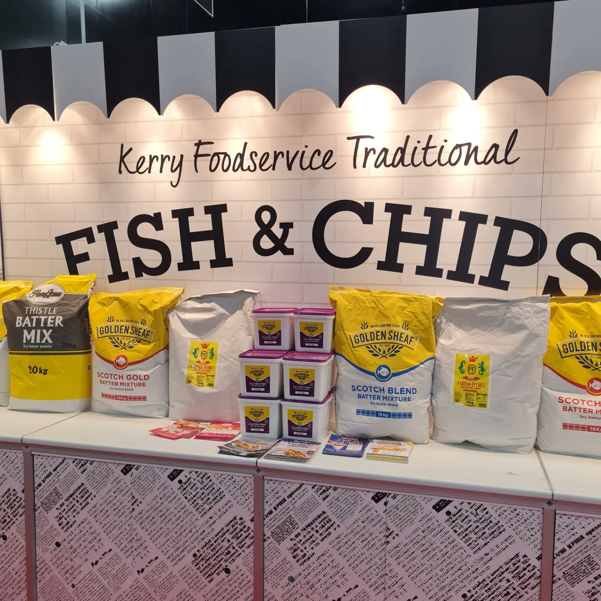 paoloschippy's tweet image. Fab day today @HenryColbeck "What's Cooking" exhibition! #fabday #itsworkreally #fishandchips #paolos #carlisle #Cumbria