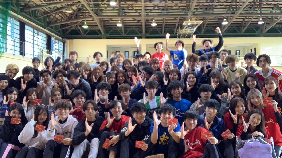 james_hbc's tweet photo. 毎週木曜日に名古屋の体育館を借りてみんなで仲良く楽しくスポーツをしています🤾‍♀️🏐

先輩後輩関係なくみんな仲良しなJamesに是非来てください🙌

気になった人はDMください📩
LINEのグループ招待します👬👭

#春から愛大 #春から愛知大学 https://t.co/cARhpQlfw9