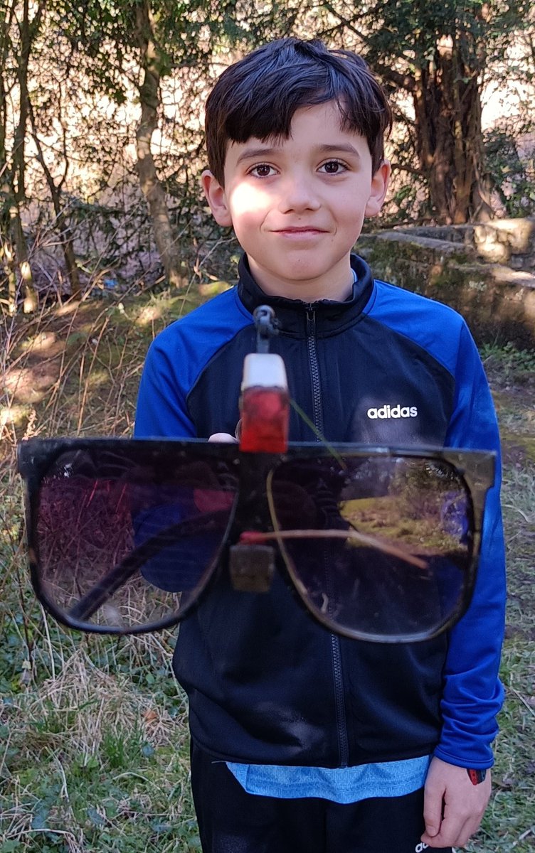 CalderFriends's tweet photo. We loved kicking off the #SpringCleanScotland campaign today! Particularly proud of our #Blantyre kids who saved #litter going into the river. Well done, team #calder! #UpstreamBattle @CleanUpScotland @highblantyreps1 https://t.co/ntItw1i2sP