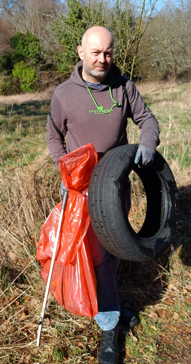 CalderFriends's tweet photo. We loved kicking off the #SpringCleanScotland campaign today! Particularly proud of our #Blantyre kids who saved #litter going into the river. Well done, team #calder! #UpstreamBattle @CleanUpScotland @highblantyreps1 https://t.co/ntItw1i2sP