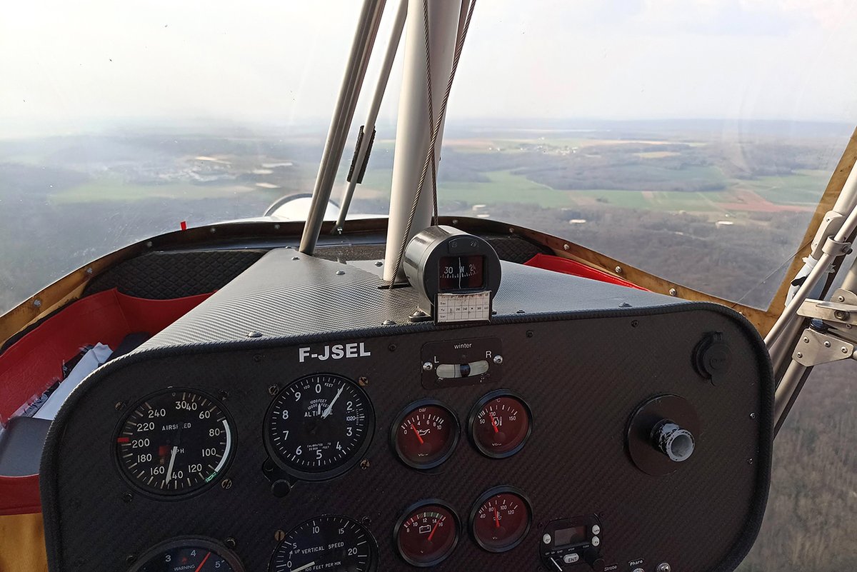 Globe_Spotter's tweet photo. En attendant mon vol de cet après midi. Voici quelques photos de la région de la Ferté-Alais prises le 05/03 dernier. 😁😁🛩️🛩️
#ULM #ULMGeeks #ULMPassion #ULMLiberte #ElevePilote #LaFerte #LFFQ @FFfplum @AJBS_LFA https://t.co/yUsZ8yNTMH