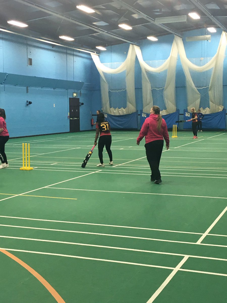 StaffsCricket's tweet photo. βΊοΈ Talk about team work! π Each week a couple of teams in the womens league are short of players & instead of conceding games weβve worked together to share players from other teams. Very few matches have been missed & 35 teams have loved playing every week ππ»ππΌ #itsnearlysummer https://t.co/ipxWfpTCHh