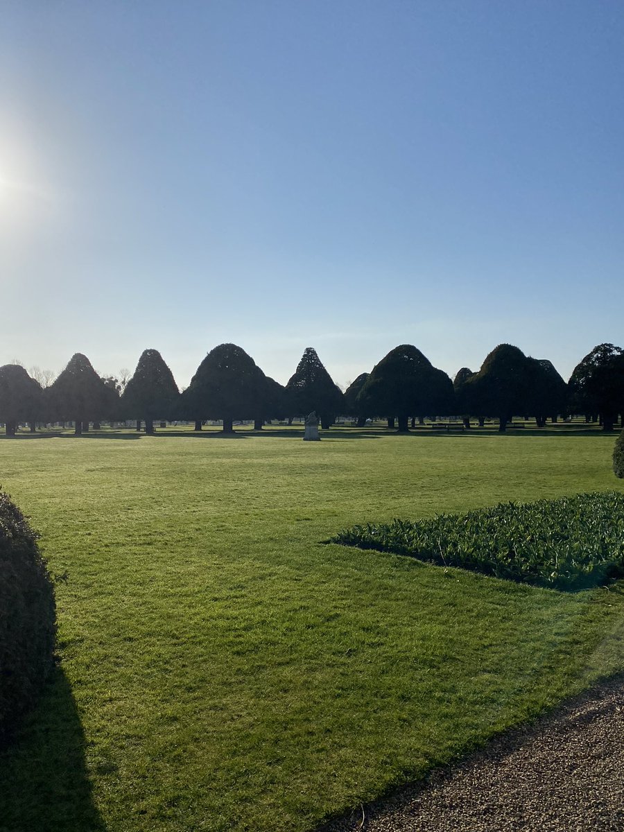 Enjoyable run by the river for the  <a href="/PalaceHalf/">PalaceHalf.com</a> 🏃‍♂️