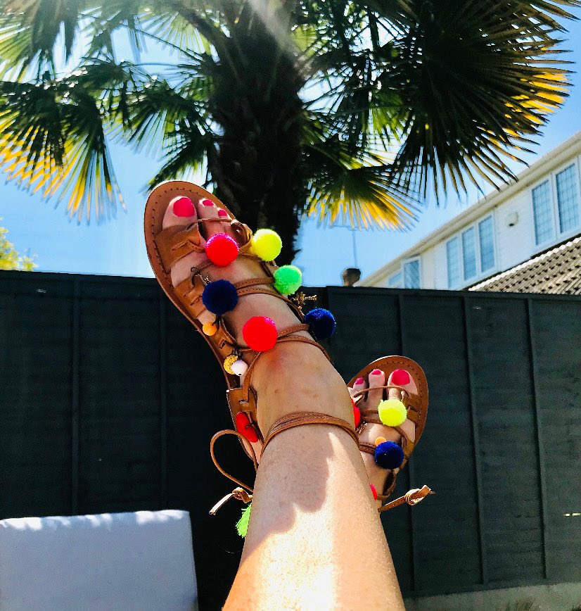 pineapplegiftco's tweet photo. It’ll soon be sandals weather Pineapple peeps! 
.
There’s limited availability on these leather neon pom pom gladiators (sizes 4 &amp; 7, will fit one size bigger) which are just £40 for the next 7 days!
.
As a thank you, this offer is only available to my followers via DM 🛍 https://t.co/47pkExBZB5