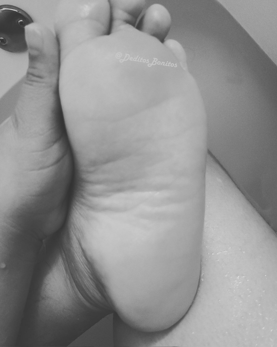DeditosBonitos's tweet photo. Sole Sunday
#soles #solesandtoes #brachydeditos #uniquelydifferenttoes 
#LATINASOLES #latinawetfeet https://t.co/5Ppb3vJs2A