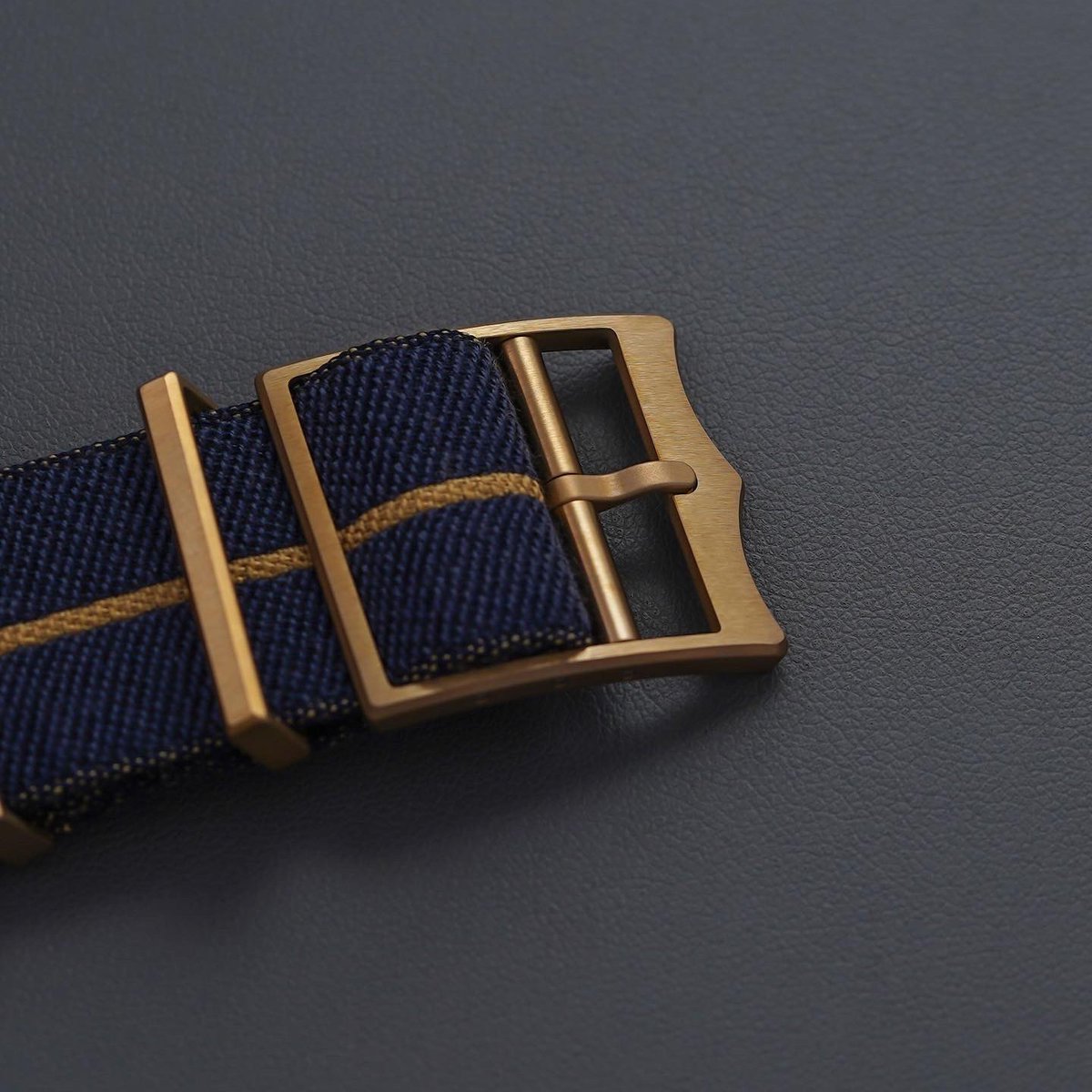 baldassarreted's tweet photo. Tudor Black Bay Bronze Bucherer Blue. https://t.co/MH6Ch80sYh