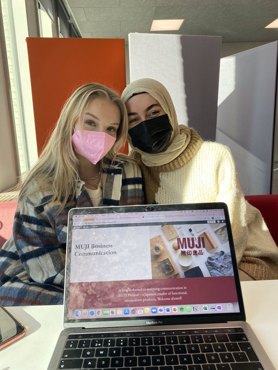Working on our blog about MUJI’s business communication 🍓#MetropoliaBiz