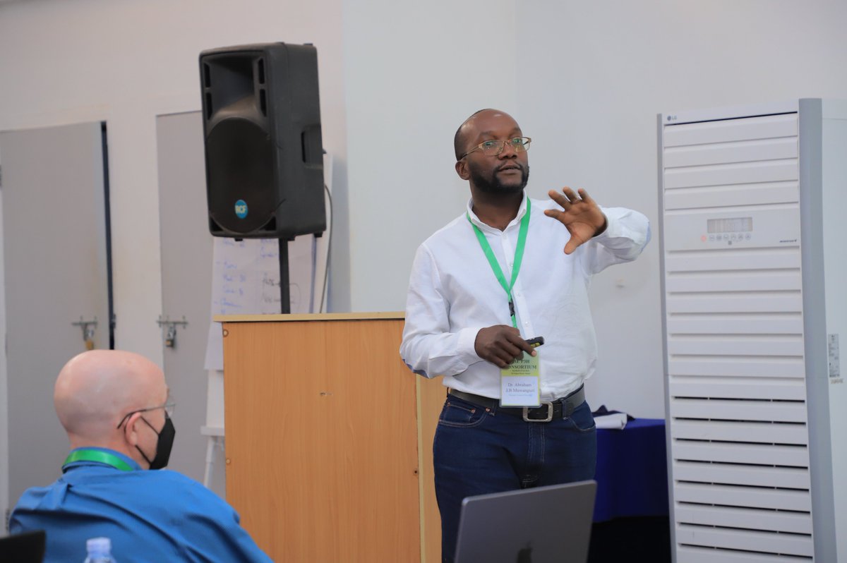 NPA_UG's tweet photo. Today @NPA_UG has concluded a two days retreat for the Predicative Personalised Public Health(#P3H) project in Mbale. @CureUganda @pennstateU1 @MbararaUST https://t.co/yBZ98WdEub